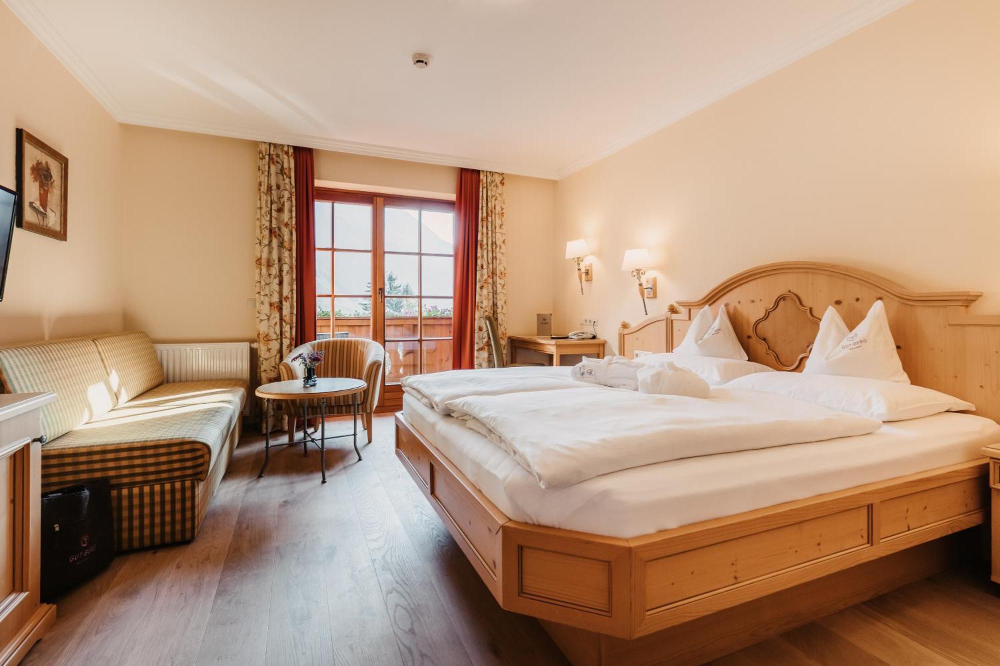 Gut Berg Naturhotel Sankt Johann im Pongau Room photo