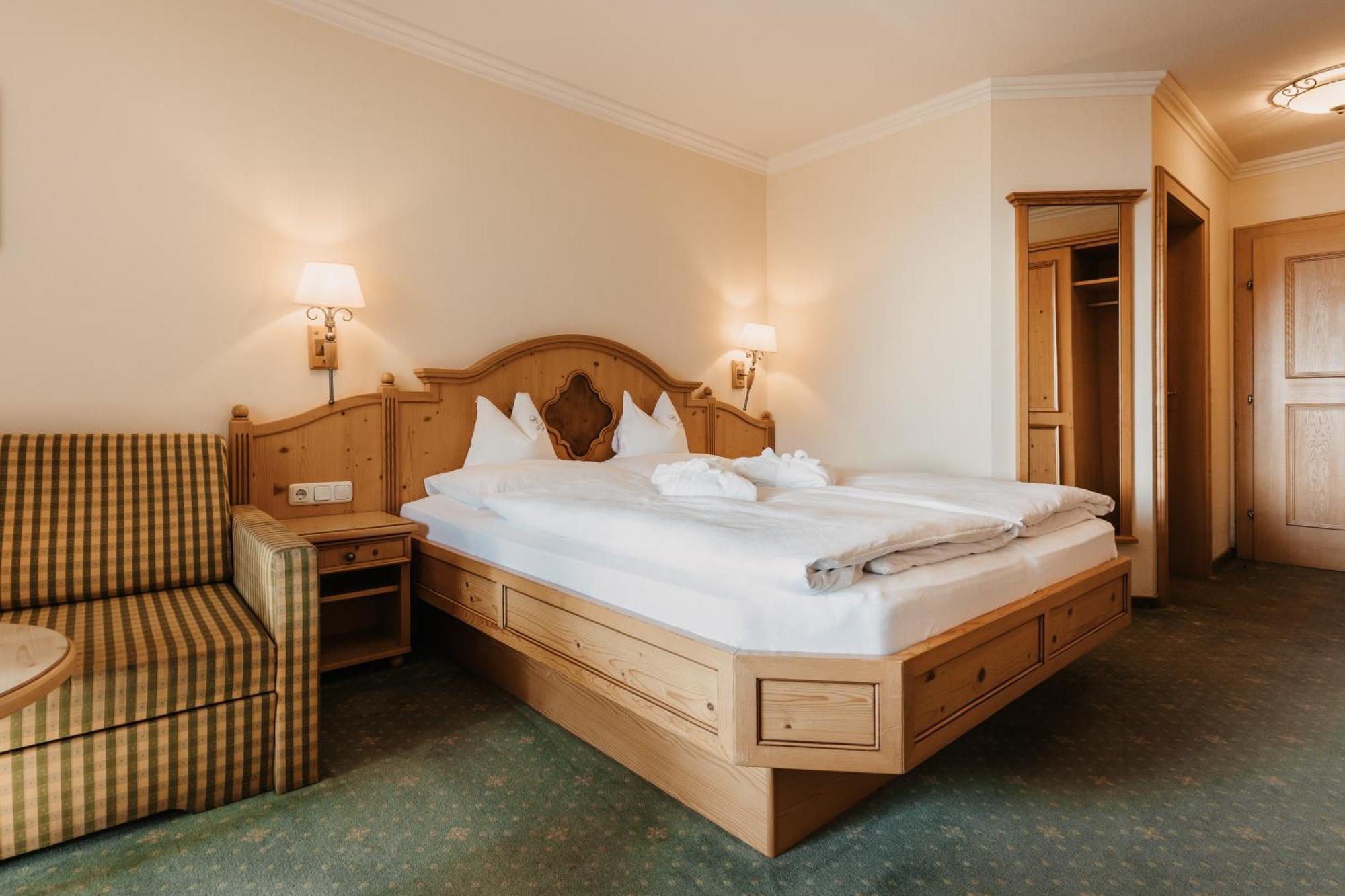 Gut Berg Naturhotel Sankt Johann im Pongau Room photo